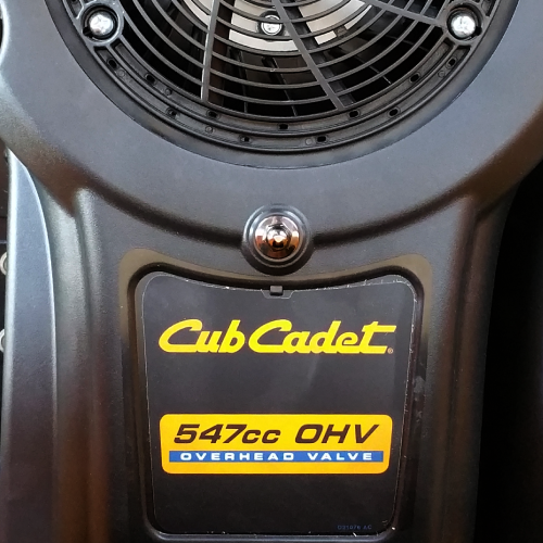 XT_Features_Powered_by_Cub_Cadet_Motor1.